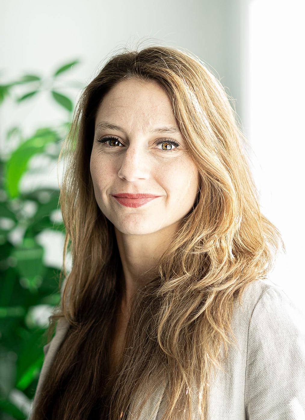 natascha-barth-markenkommunikation-Kontakt-Profil